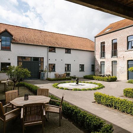 Hoeve De Reetjens - La Gouvernante Bilzen Eksteriør billede
